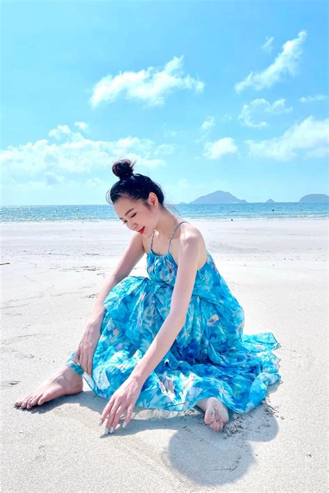 Ch A H M Kim Oanh Di N Bikini Khoe Th N H Nh Nu T N