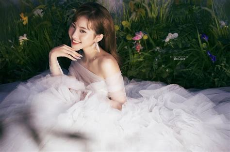2 hot girl hiếm hoi lấy chồng năm 18 tuổ i nhan sắc hiện tại gây ngỡ