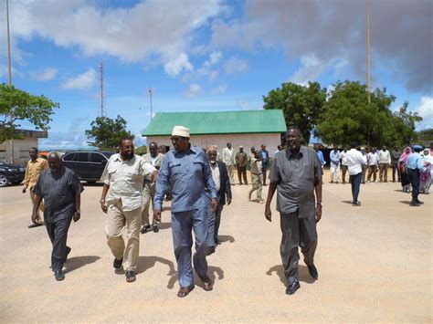 Wararka Maanta Isniin May 4 2015 Wafdi Uu Horkacayo Madaxweyne Ku