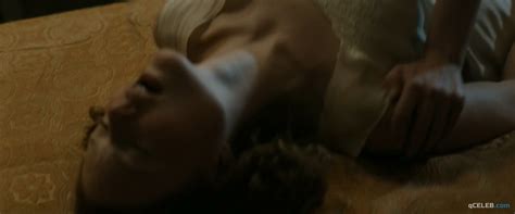 Anna Paquin Nude Holliday Grainger Sexy Tell It To The Bees 2018