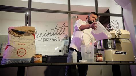 Marco Quintili La Lezione Di Pizza In Streaming Con Il Giappone