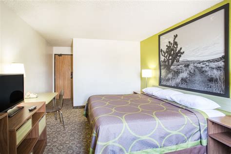 Super 8 by Wyndham Kingman | Kingman, AZ Hotels