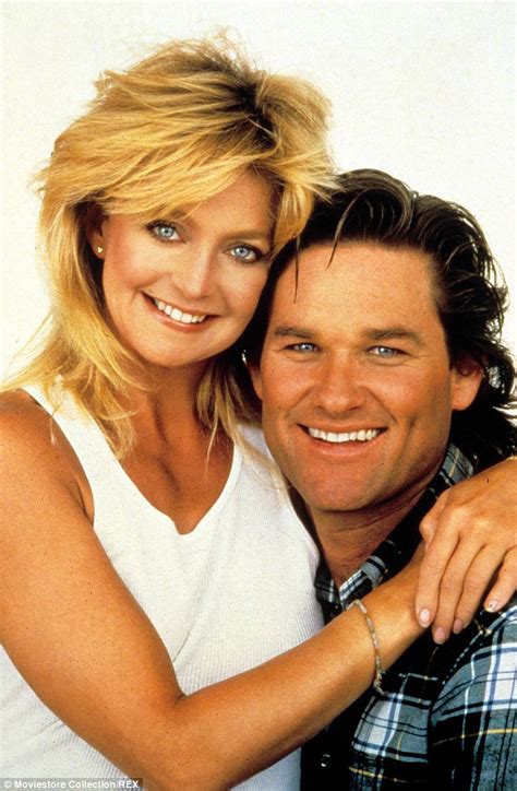 Goldie Hawn And Kurt Russell Share A Loving Kiss After 30 Years