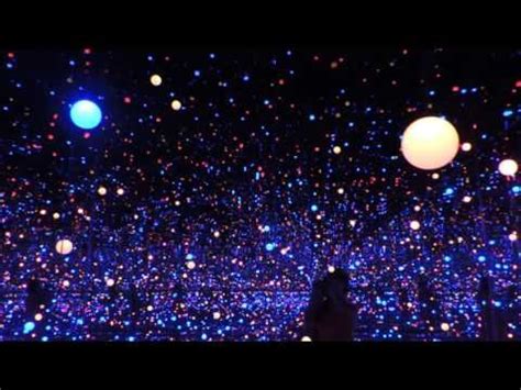 Camina En El Infinito Obra De Yayoi Kusama En El Museo Louisiana De