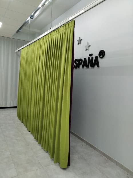 Innovación en cortinas acústicas Insoudtex DecoratelESPAÑA