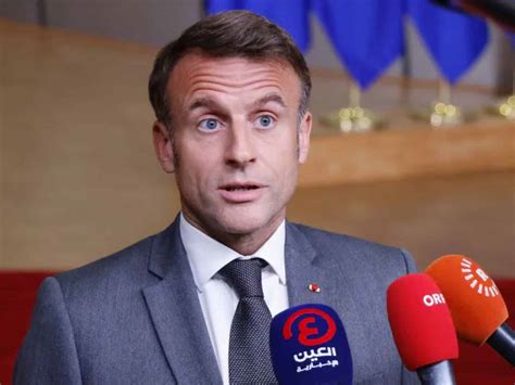 Emmanuel Macron En Pleine Recherche De Son Futur Premier Ministre