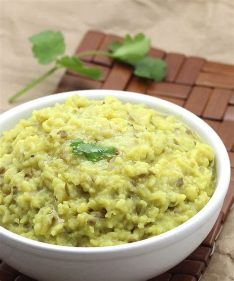 मूंग दाल और चावल की खिचड़ी Moong Dal Khichdi Recipe In Hindi Rice Khichdi Banane Ki Vidhi