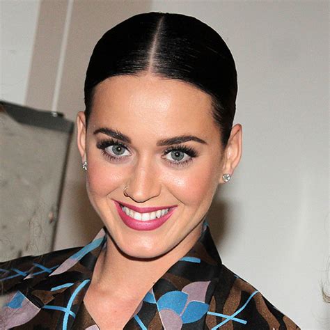 Katy Perry Becomes First Celebrity To Hit 100 Million Followers On Twitter Glamsquad Magazine