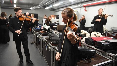 Lahav Shani Dirige Pell As Et M Lisande D Arnold Schoenberg France