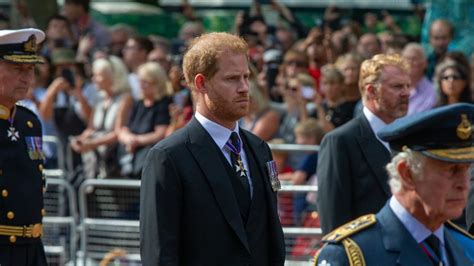 Charles III Atteint D Un Cancer Le Comportement Du Prince Harry