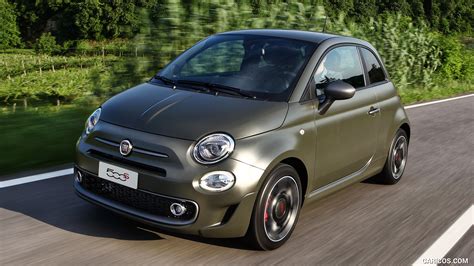 2016 Fiat 500s Front Three Quarter Caricos