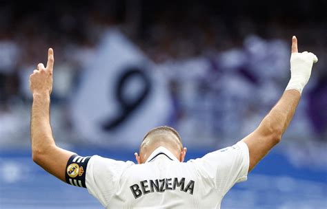 La Historia Detr S Del Dedo Fracturado De Benzema Que Se Hizo Viral Por