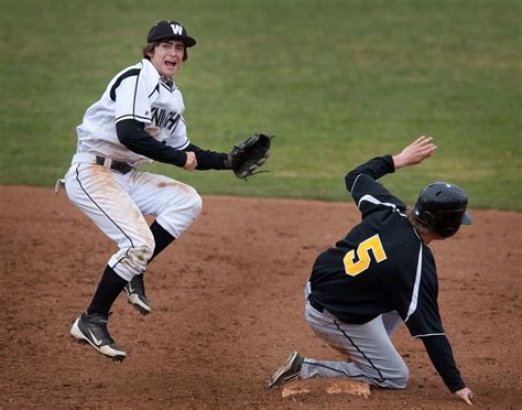 Wvc Baseball Knights Split In East Opener Sports