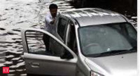 Several Areas Waterlogged As Heavy Rains Lash Delhi Ncr The Economic