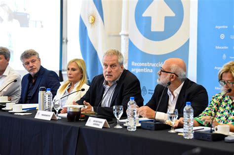 Perczyk Present En El Consejo Federal Programa De Tutor As Para Que