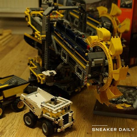 Lego Bucket Wheel Excavator 42055 - Sneaker Daily