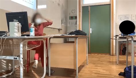 Scuola Multe Per Le Aggressioni Voto Di Condotta Determinante Per La