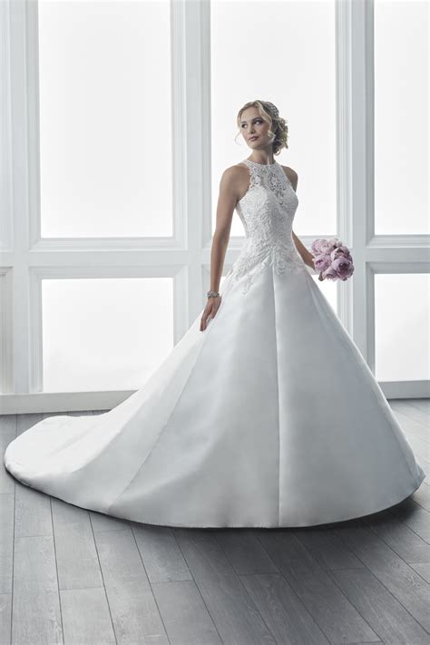 Christina Wu Wedding Dress Save 72 Stillwhite