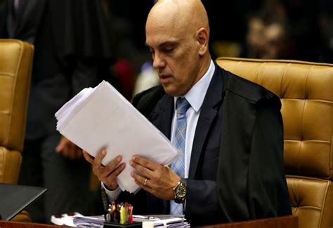 Moraes nega pedido de devolução de passaporte para Bolsonaro Notícias