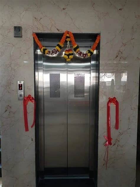 13 Person Stainless Steel Passenger Elevator With Machine Room