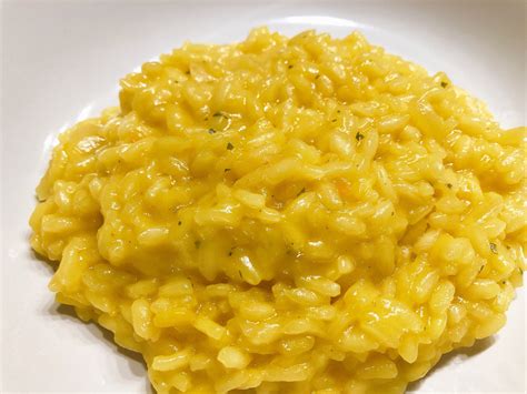 Guarda Come Realizzare La Ricetta Del Classico Risotto Alla Milanese