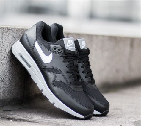 Nike W Air Max 1 Ultra Essentials