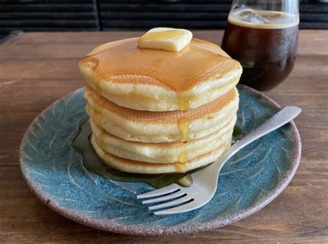 プロがコツを伝授！小麦粉で作るフワフワパンケーキレシピ Macaroni