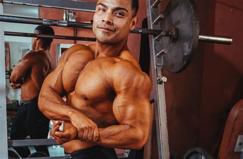 5 Best Pulling Exercises To Build Muscle Strength