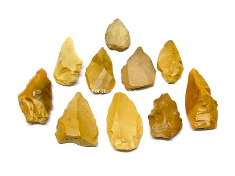 Paleolithic Spear Points – Out Of The Blue Artifacts