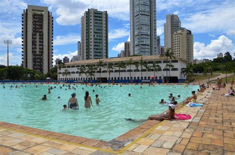 Piscinas Dos Centros Esportivos