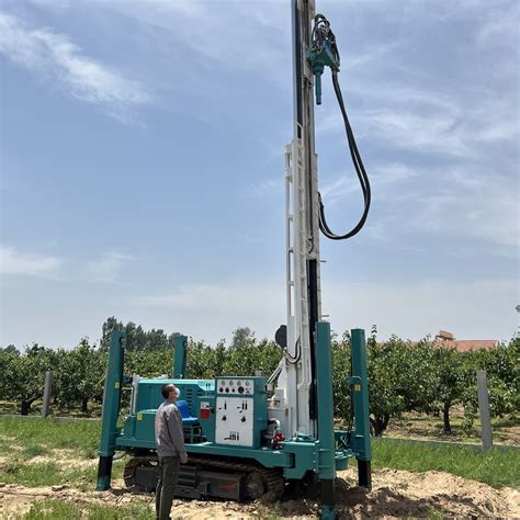 Crawler Hanfa Truck Small Bore Machine Borehole Rotary Water Well