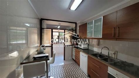 Apartamento T3 à venda na rua Particular às Árvores Barrosa Devesas