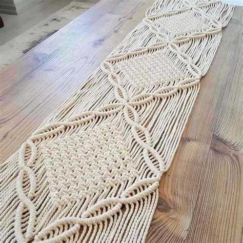Pin by Julia v/d Wetering on Macrame onderzetters en kledjes | Macrame ...