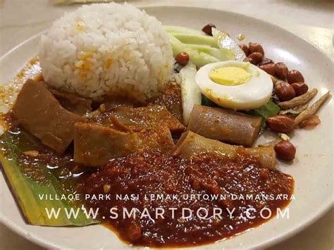 Eating Village Park Famous Nasi Lemak At Damansara Uptown