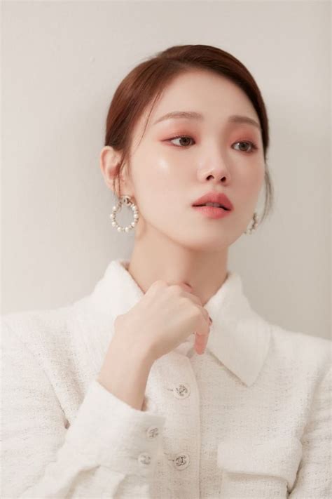 Pin Di Mcbrian Su Lee Sung Kyung