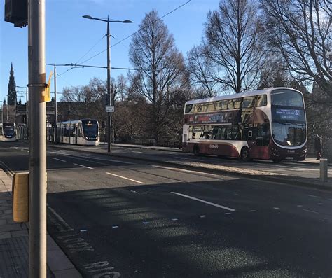 Lothian Buses Wright Eclipse Gemini Bn Cso Lothian Flickr