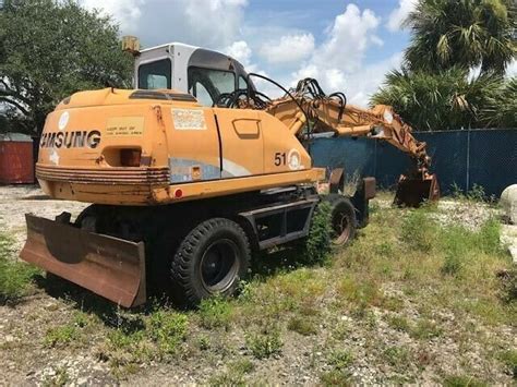 Samsung Se130w 2 Wheel Mounted Excavator 30000 Lb Florida