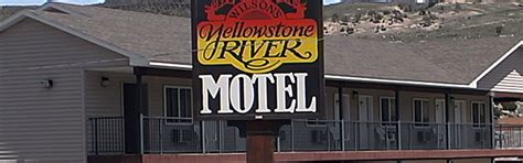 Yellowstone Lodging - Gardiner, Montana Camping