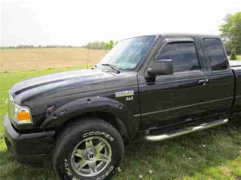 Find Used Ford Ranger Sport Extended Cab Wd Pickup Door L In