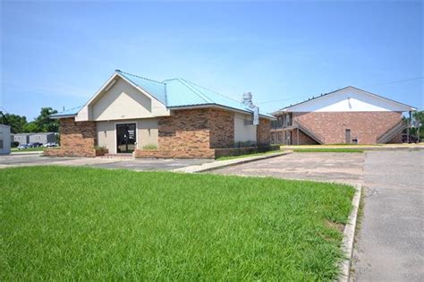 Lakewood Drive Luling La Kinler Bellew Realty