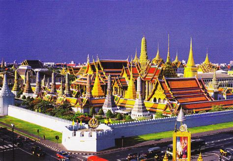 การท่องเทียวในประเทศไทย วัดพระศรีรัตนศาสดาราม หรือ วัดพระแก้ว