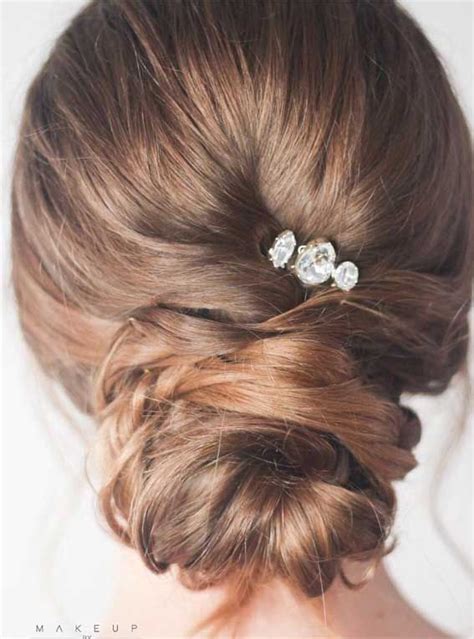 44 Messy Updo Hairstyles The Most Romantic Updo To Get An Elegant