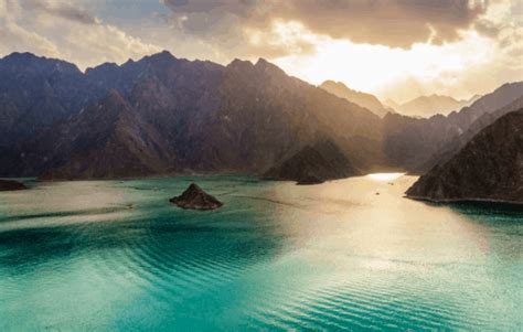 Ultimate List Of Breathtaking Lakes Dubai And How To Get There