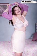 Busty Brunette Model Desirae Flahing Her Amazing Huge Hooters Photos