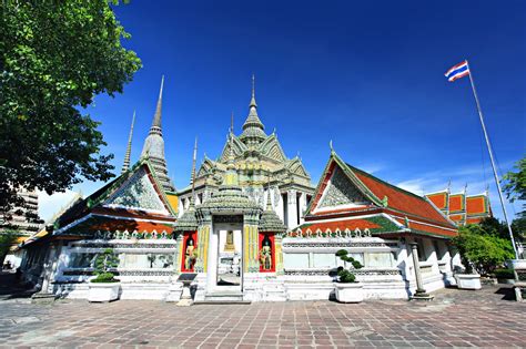 Wat Pho in Bangkok - The Temple of the Reclining Buddha – Go Guides