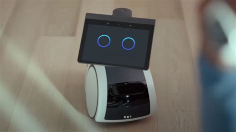 Amazons Ai Powered Robot Cant Fix The Broken Smart Home Techradar