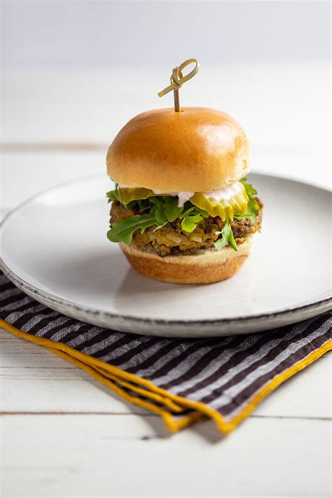 Black Bean Vegetarian Sliders With Kalamata Olive Aioli — Jodi Loves