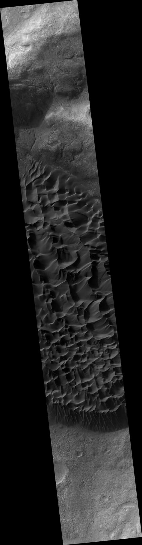 Hirise Monitor Site Of New Dune Gullies Seen In Moc Image S05 01721