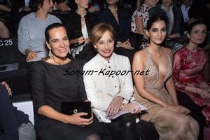 Sonam Kapoor Nude Celebrities Forum FamousBoard