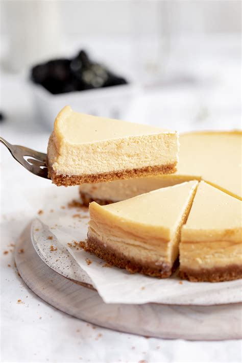 Perfect Cheesecake - Broma Bakery